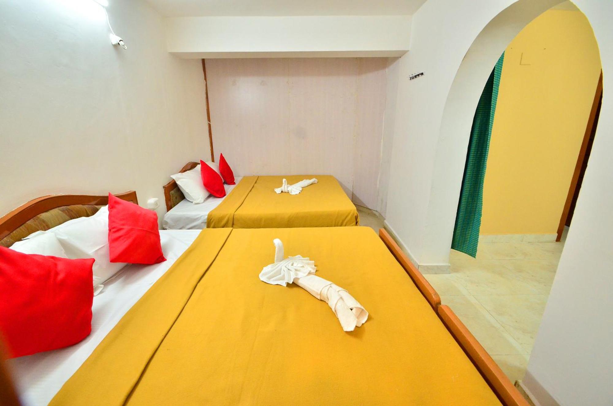 Estay Sk Residency ウーティ エクステリア 写真