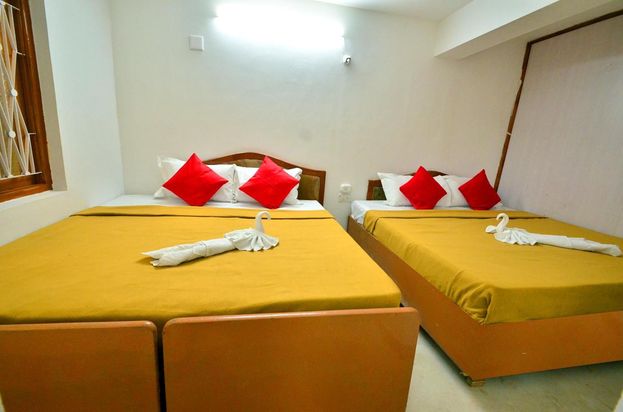 Estay Sk Residency ウーティ エクステリア 写真
